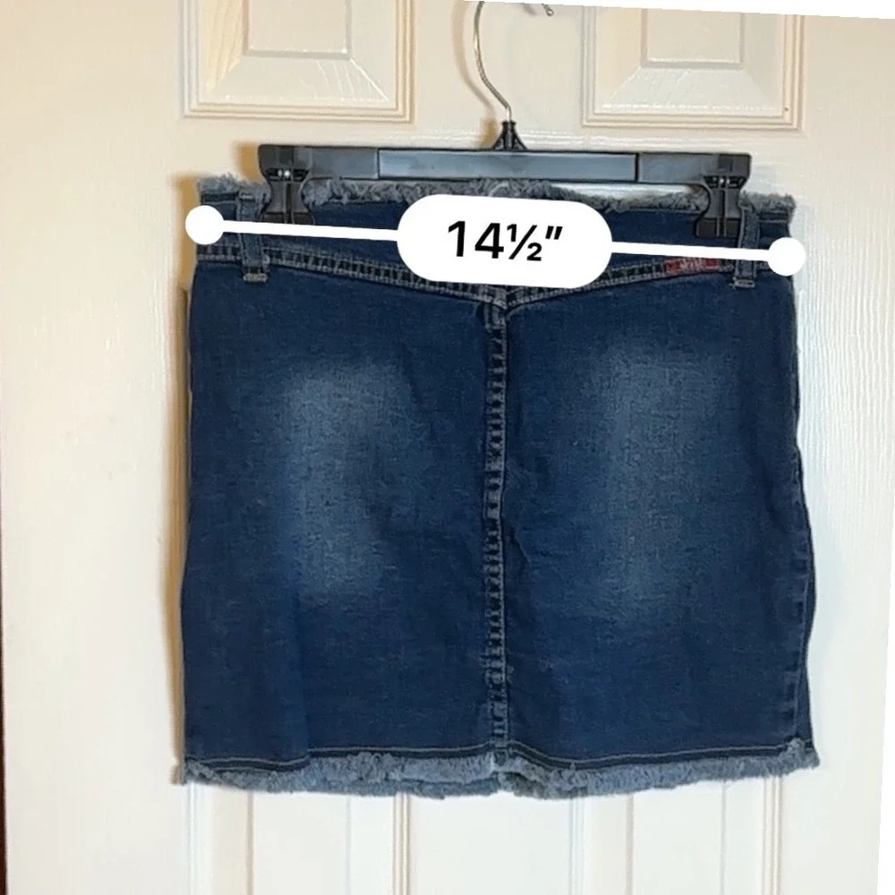 Jalate Denim Skirt Women's Size 5/6 Blue Jeans‎ Mini Frayed Hem Casual